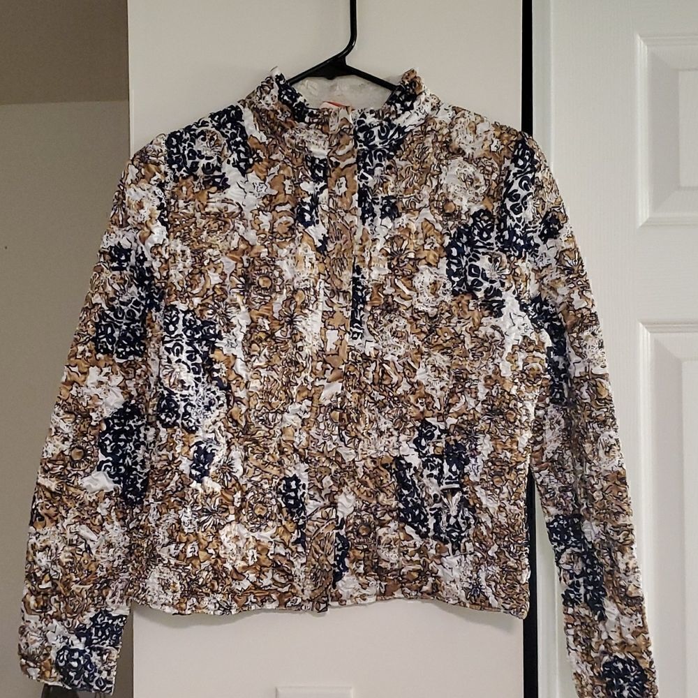 Lightweight Stretchy zip front jacket - Picture 1 of 5